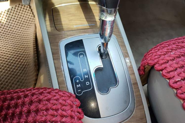 Used Buick Excelle 2015 1.5L Automatic Classic Model Gear Lever