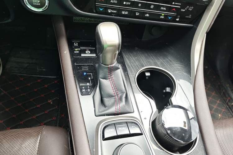 Used Lexus RX 2016 300 4x4 Elegant Edition China V-standard Gear Lever