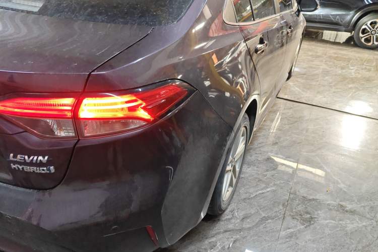 Used Toyota Levin 2019 Dual-Engine 1.8H E-CVT Luxury Edition China VI Standard
