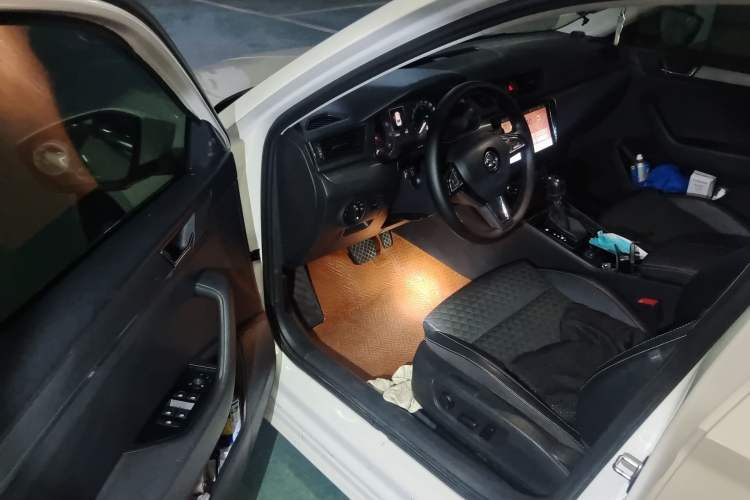 Used Skoda Superb 2016 TSI280 DSG Innovation Edition
