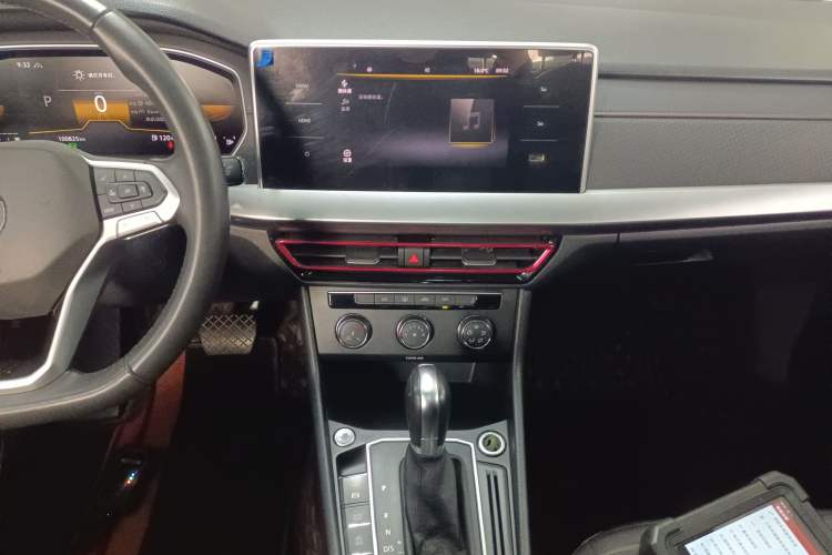 Used Volkswagen Lavida 2023 280TSI DSG Starry Sky Deluxe Edition Audio And AC Panel