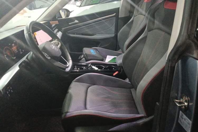 Used Volkswagen Lamando 2022 Lingdu L 280TSI DSG Spicy Edition Left Front Seat