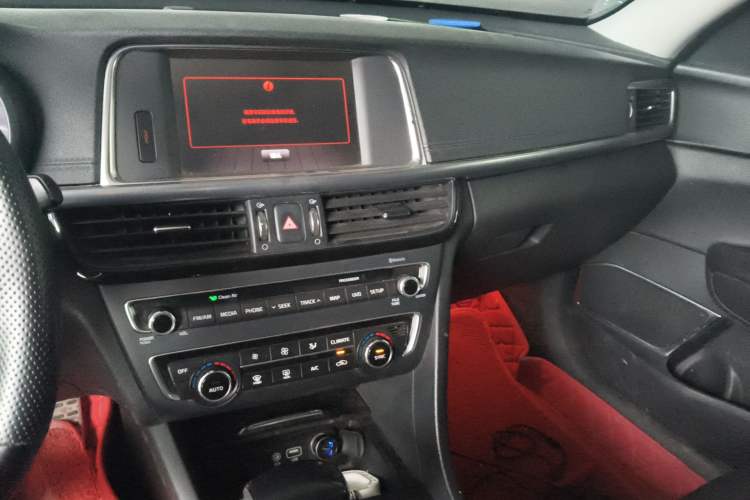 Used Kia K5 2016 1.6T Automatic LUX
