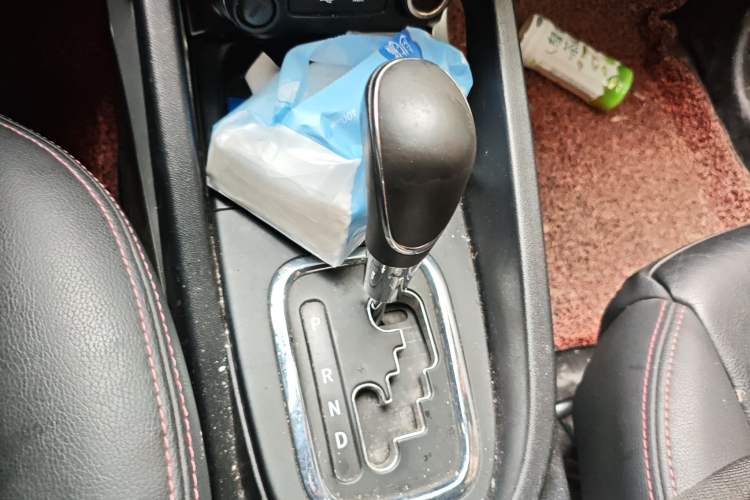 Used Changan CS35 2016 1.6L Automatic Luxury Model China V Standard