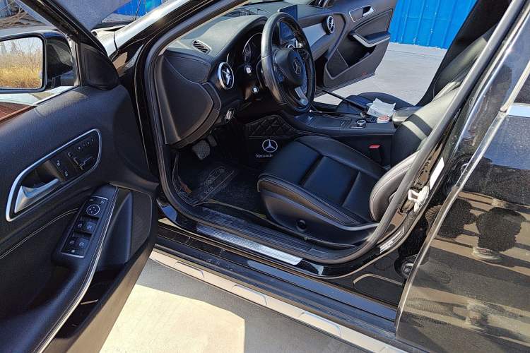 Used Mercedes-Benz GLA 2016 GLA 200 Fashion Model
