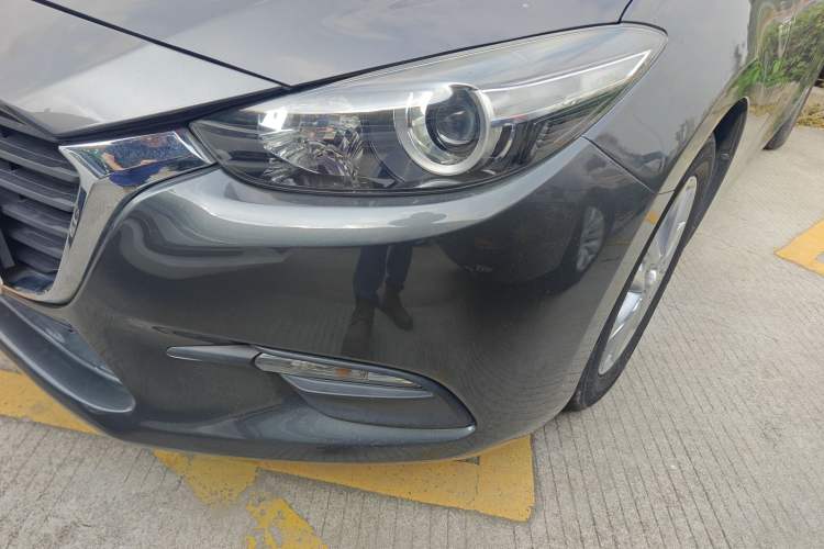 Used Mazda 3 Axela 2017 Hatchback 1.5L Automatic Comfort Model Emission Standard China V