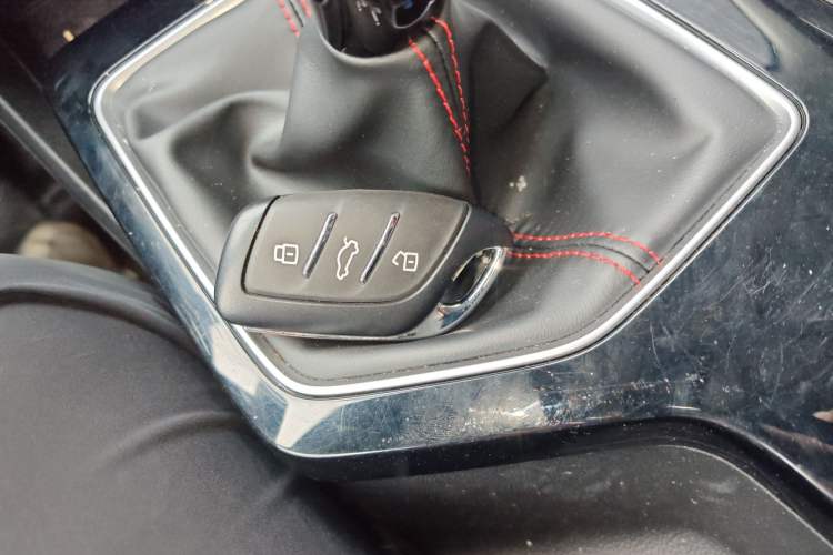 Used MG 5 2023 180 DVVT Manual Fashion Edition
