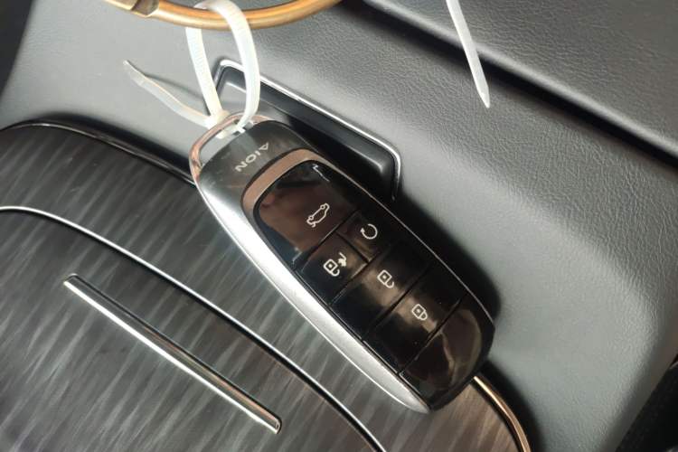 Used AION S MAX 2025 70 Star Edition 53.7 kWh Vehicle Key