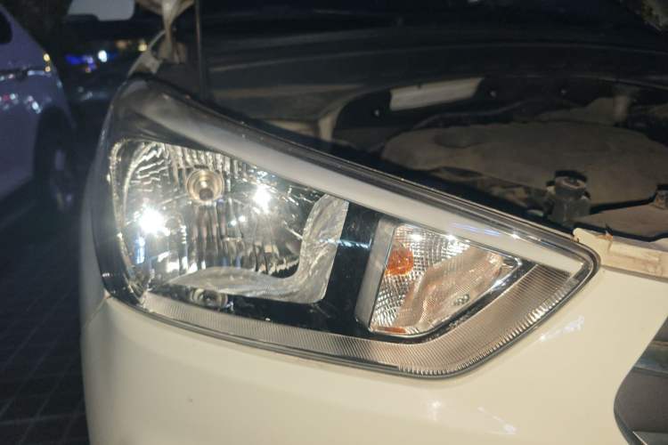 Used Hyundai ix25 2015 1.6L Automatic Two-Wheel Drive Smart GLS Trim
