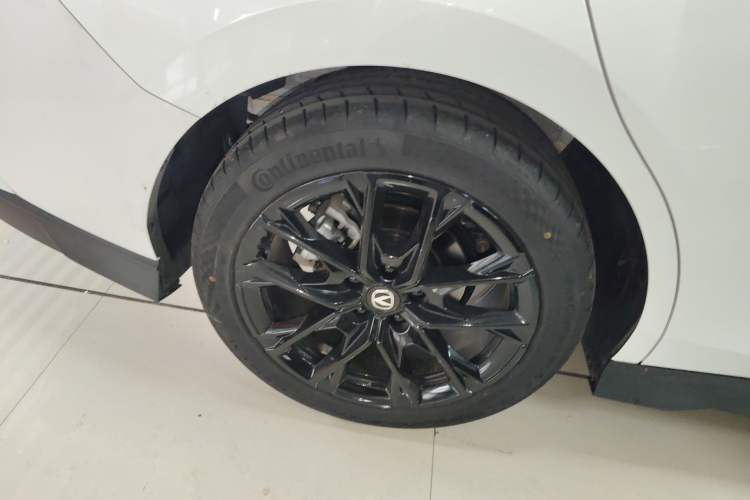 Used CHANGAN UNI-V 2024 1.5T Prestige Edition