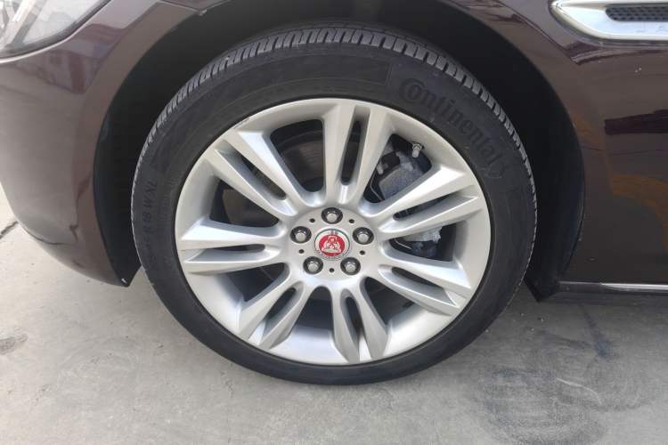 Used Jaguar XEL 2019 2.0T 200 PS Deluxe Edition
