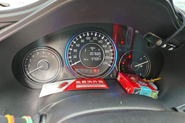 Used Honda Crider 2013 1.8L automatic luxury edition
