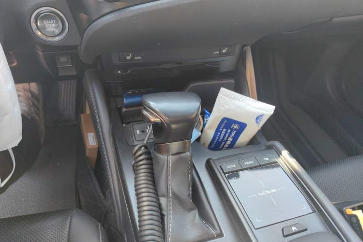 Used Lexus ES 2020 200 Excellence Edition
