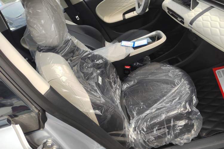 Used Dongfeng NAMMI 01 2024 New Edition 330 Plus Smart+