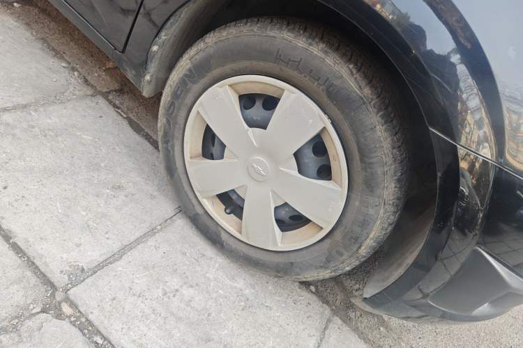 Used Chevrolet Aveo Sonic 2011 Sedan 1.4L Automatic SL
