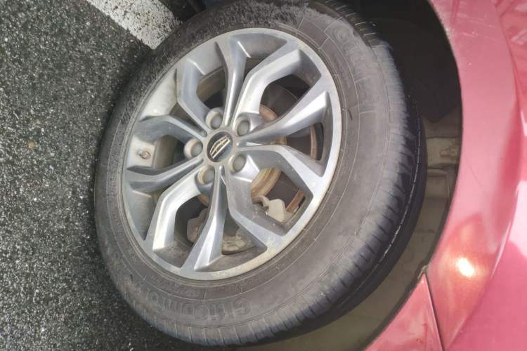 Used Geely Auto Emgrand GT 2016 2.4L Zunya Model Right Front Wheel Hub