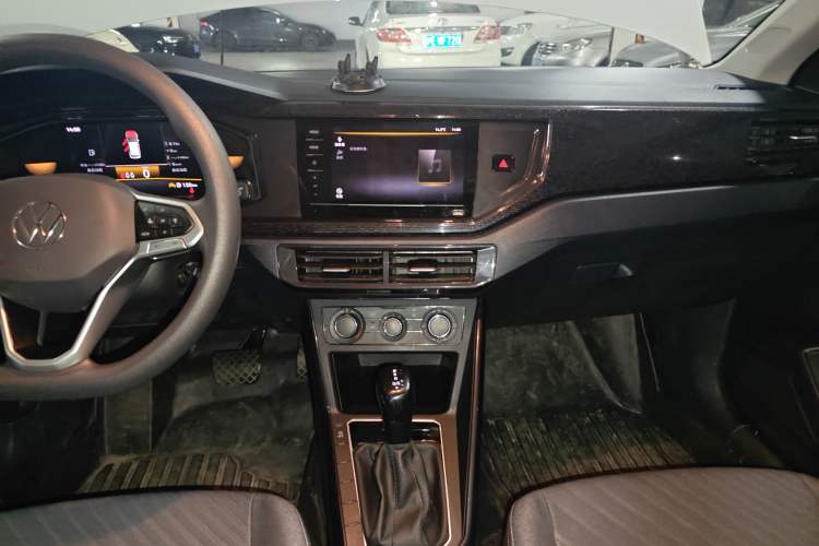 Used Volkswagen Lavida 2023 New Sharp 1.5L Automatic Excellent New Edition