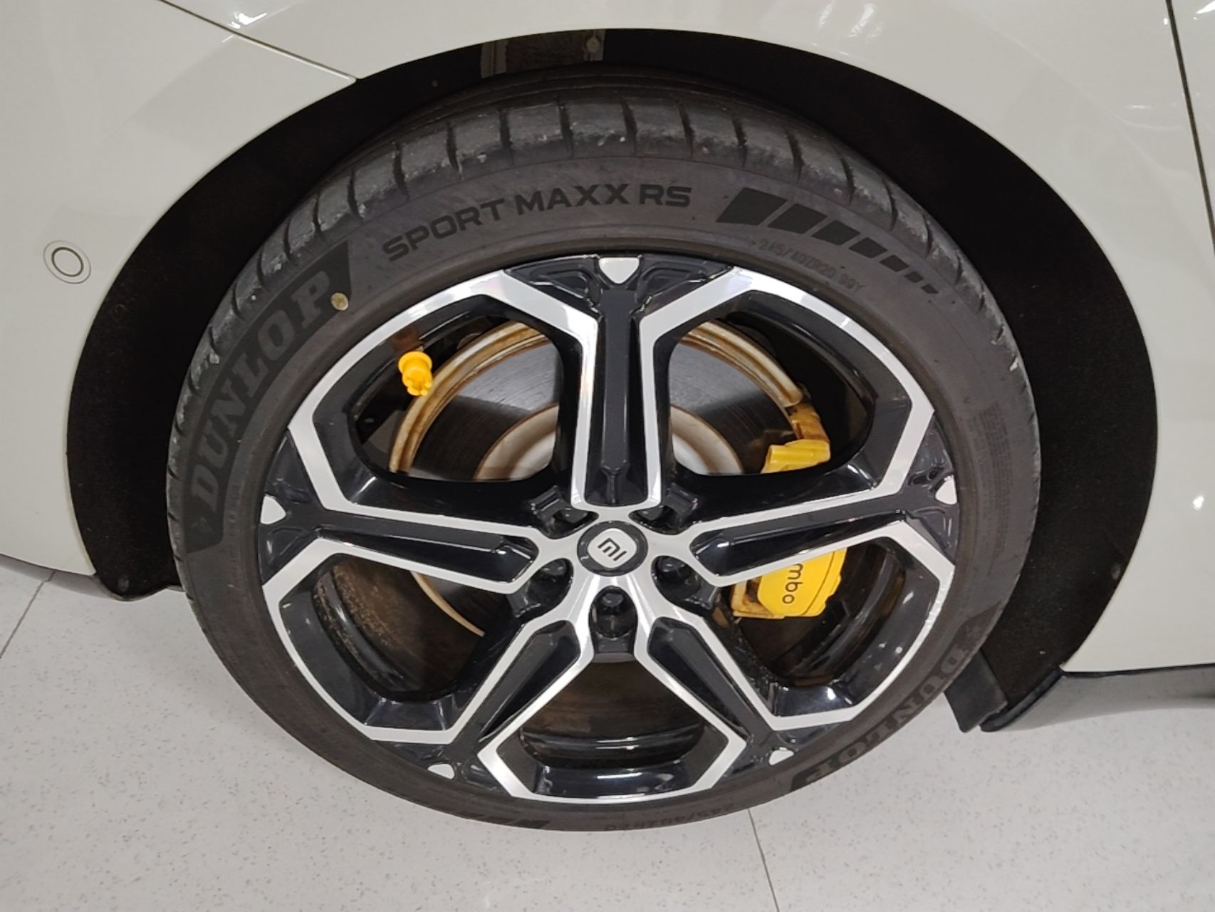 Xiaomi Auto SU7 2024 Rear-Drive Ultra-Long Range Advanced Pro-Level Intelligent Driving Version — снимка 11