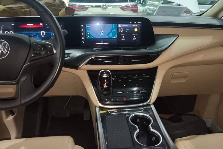 Used Buick GL8 2023 ES Lu Zun Deluxe Model
