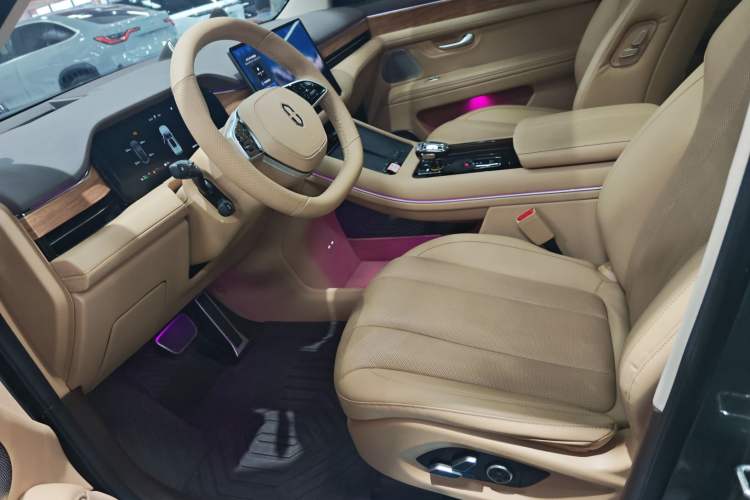 Used Hima AITO M7 2024 1.5T Intelligent Driving 4WD Max Edition 5 Seats
