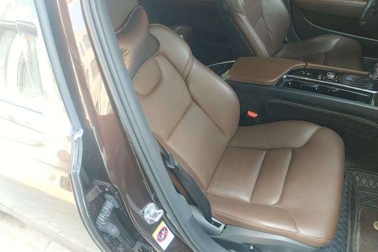 Used Volvo S90 2017 T4 Zhiyuan Edition