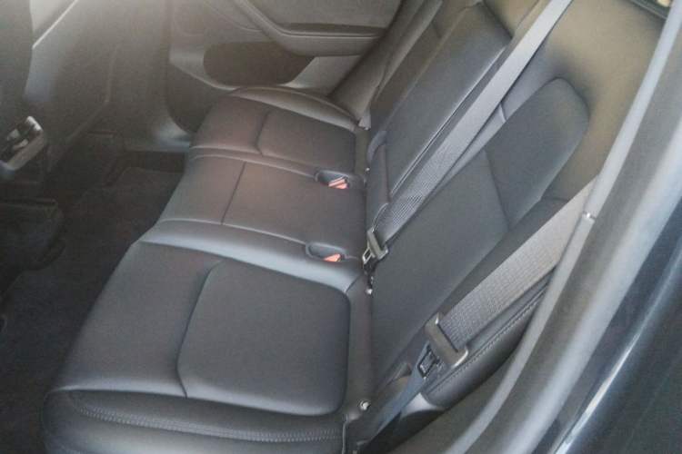 Used Tesla Model Y 2024 Rear-Wheel-Drive Version