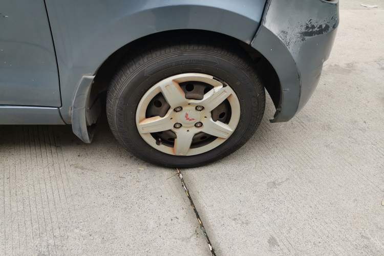 Used Wuling Hongguang 2013 1.5L Base Version
