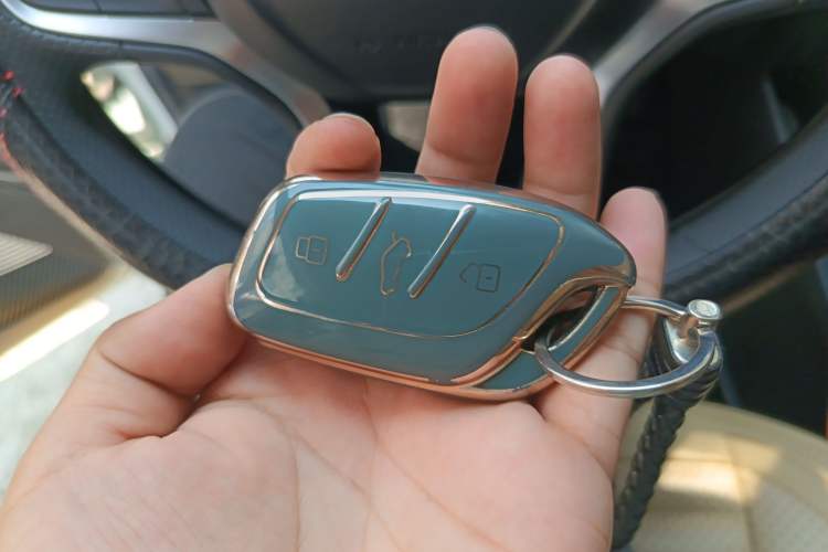 Used Roewe i5 2021 1.5L Manual Platinum Edition
