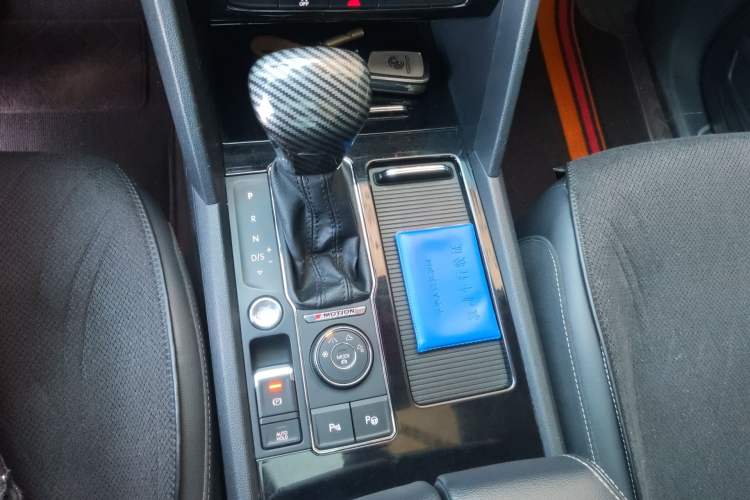 Used Volkswagen Teramont 2017 380TSI Four-Wheel Drive Luxury Edition Gear Lever