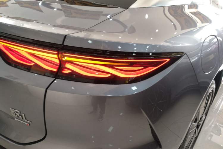 Used BYD Han L 2025 DM-i 200KM LiDAR Luxury Model