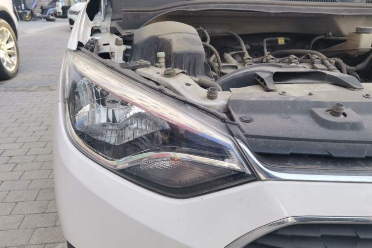 Used Chevrolet Lova RV 2016 1.5L Automatic Comfort Edition
