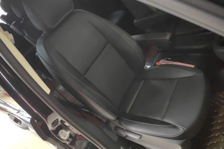 Used Mercedes-Benz Vito 2020 2.0T Elite Version 7 Seats
