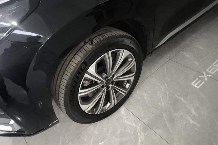 Used EXEED Lanyue 2023 400T Four-Wheel Drive Star Prestige Edition 6 Seats