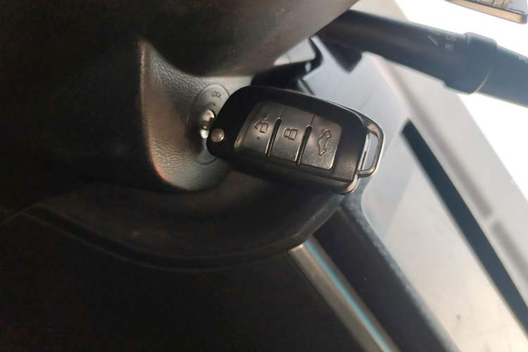 Used Geely Auto Vision X1 2017 1.3L Automatic Fun Edition
