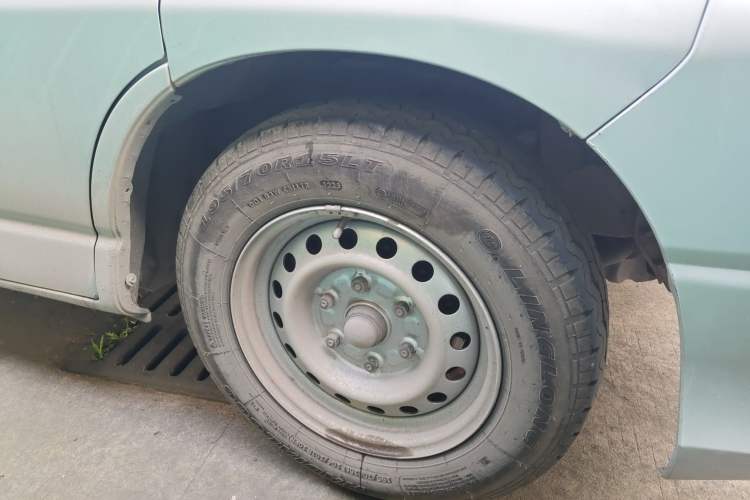 Used Jinbei Express 2020 2.0L Upgraded Version China VI Standard 6-Seater 1TZS