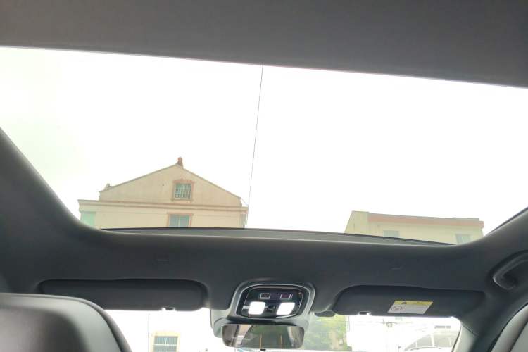 Used Deepal S07 2024 520Max Pure Electric Version Headliner