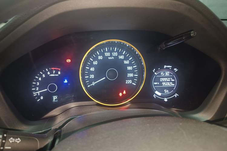 Used Honda Vezel 2015 1.8L CVT 2WD Elite Model
