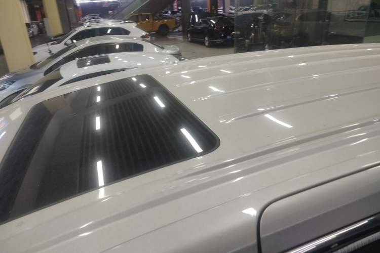 Used Buick GL8 2018 ES 28T Comfort Model China VI Standard