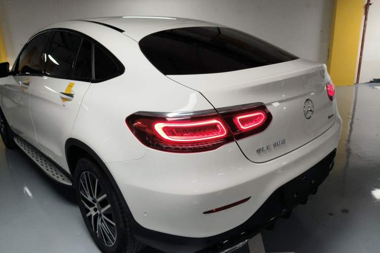 Used Mercedes-Benz GLC Coupe 2020 GLC 300 4MATIC Coupe SUV