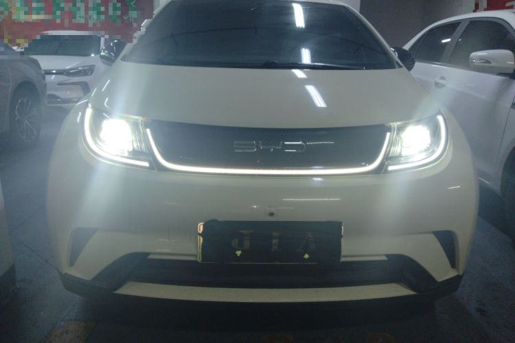 Used BYD Dolphin 2023 420 km Free Version Front