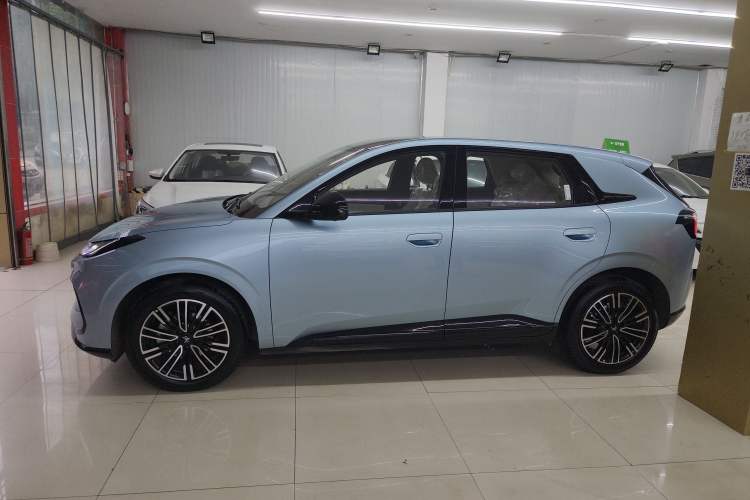 Used ARCFOX T1 2025 Model 425 PLUS
