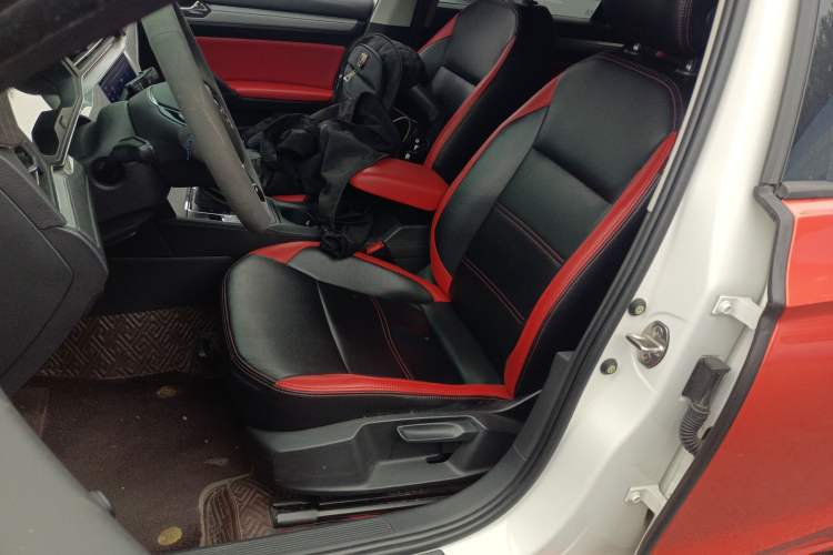 Used Volkswagen Lamando 2021 230TSI DSG Fashion Edition Left Front Seat