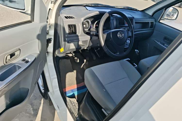 Used Nlmmotor Qiteng M70 2021 1.5L M70L Comfort Edition Driver Seat