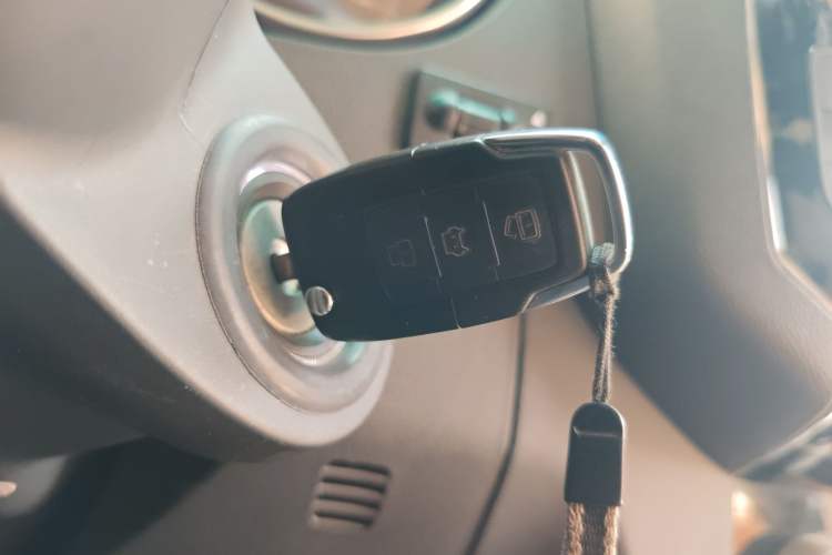 Used BAIC Off-Road BJ40 2016 40L 2.3T Automatic All-Wheel Drive Premium Edition Vehicle Key