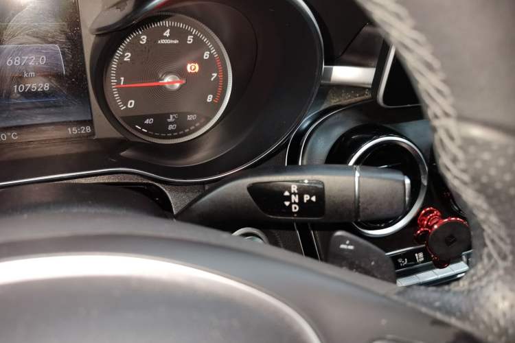 Used Mercedes-Benz C-Class 2018 C 200 L Sport Edition Gear Lever