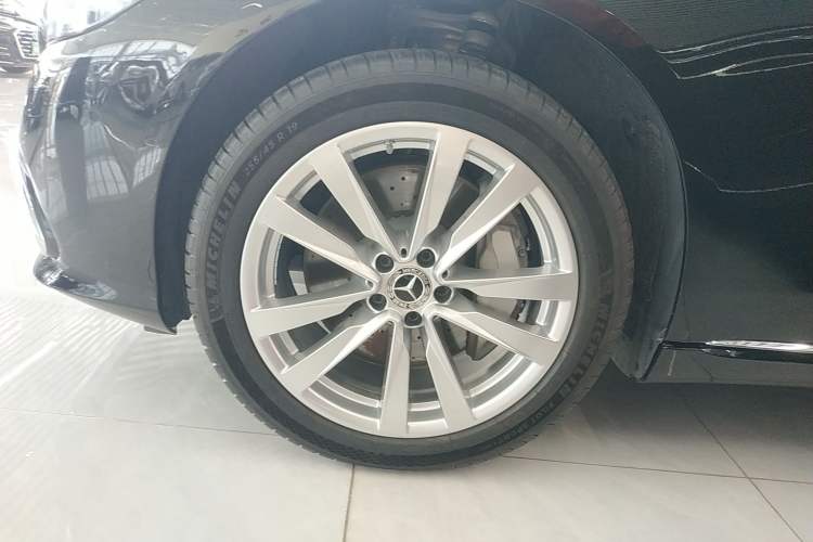 Used Mercedes-Benz S-Class 2022 Revised S 400 L Business Version Exterior 4