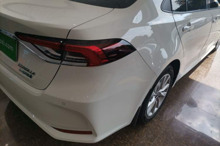 Used Toyota Corolla 2023 1.8L Smart Electric Hybrid Dual-Motor Elite Edition Exterior 3