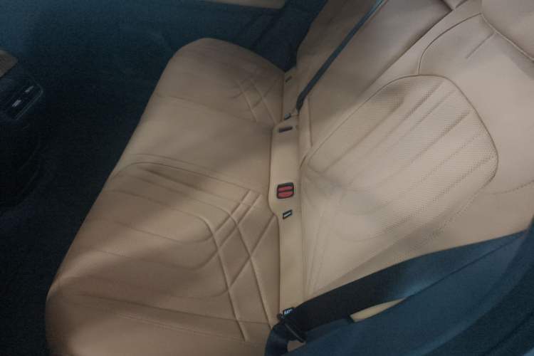 Used Geely Galaxy Galaxy Xingjian 7 EM-i 2025 120km Launch+ Version