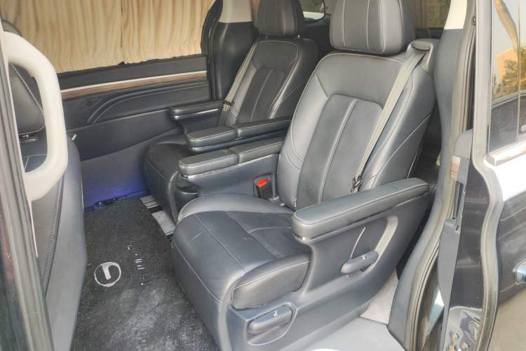 Used GAC Trumpchi M8 2021 Lingxiu Series 390T Deluxe Edition