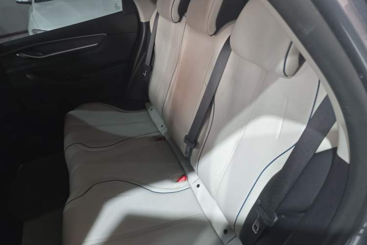 Used BYD Destroyer 05 2024 HONOR Edition DM-i 55KM Prestige Model Left Rear Seat